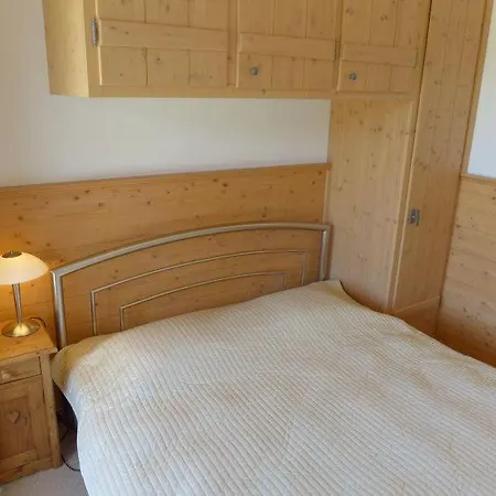 Crans-montana Sleeps 8 Wifi Appartement *