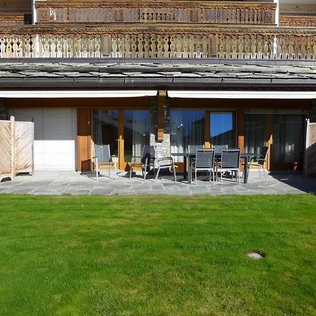 Crans-montana Sleeps 8 Wifi Appartement